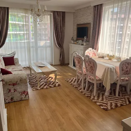 Sweet Homes 5 - For Guests Apartman Napospart